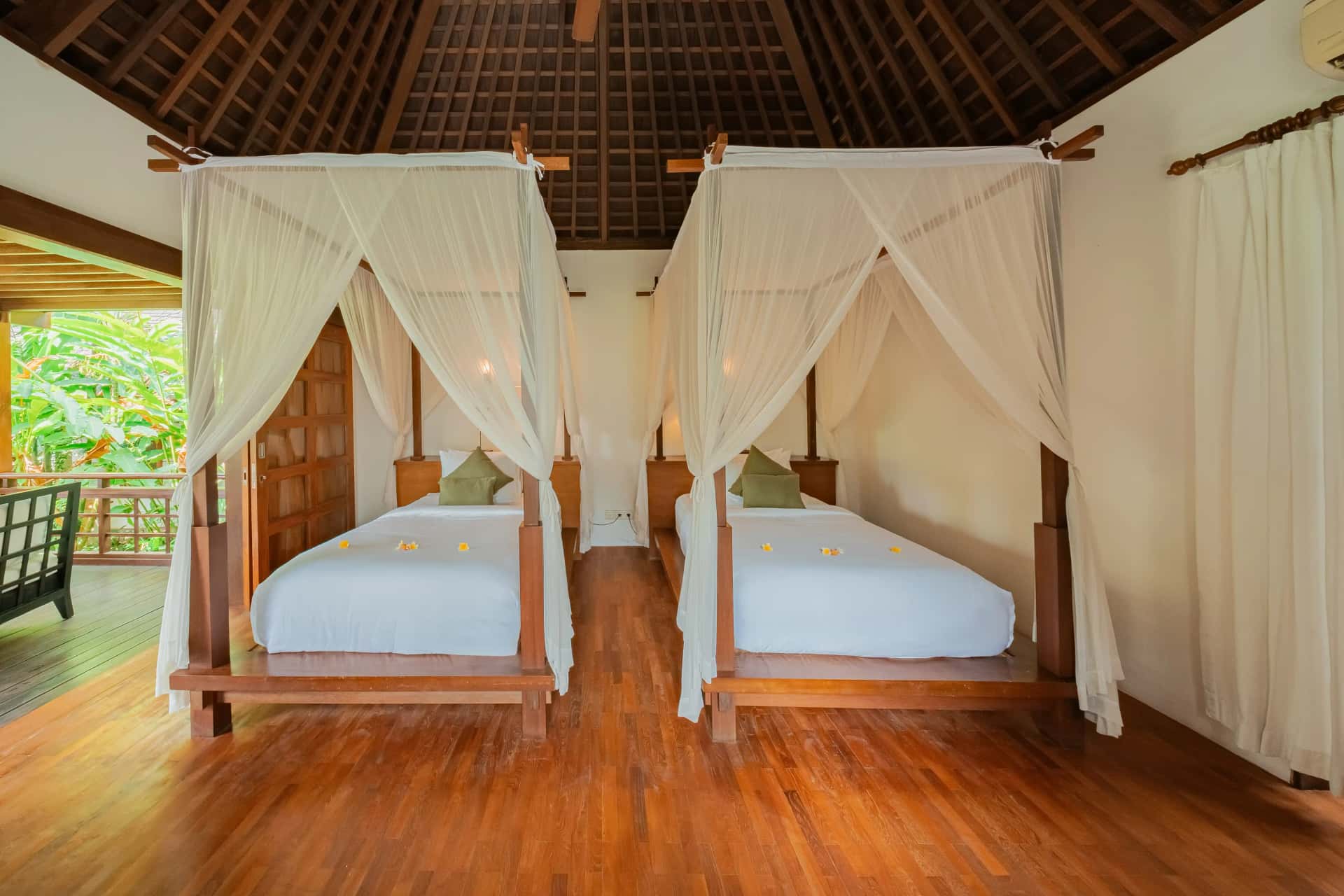 Twin Bed